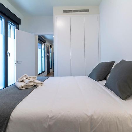 Alohamundi Puerta Osario II Apartment Seville Luaran gambar