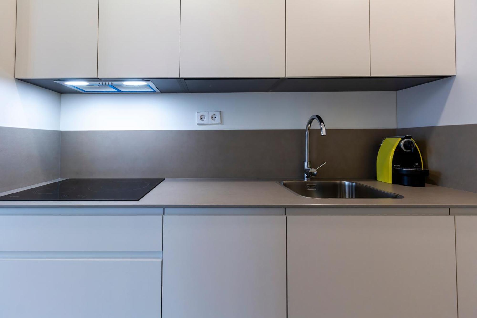 Alohamundi Puerta Osario II Apartment Seville Luaran gambar