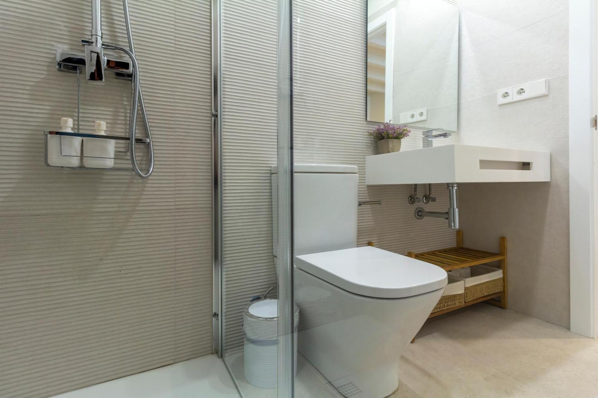 Alohamundi Puerta Osario II Apartment Seville Luaran gambar