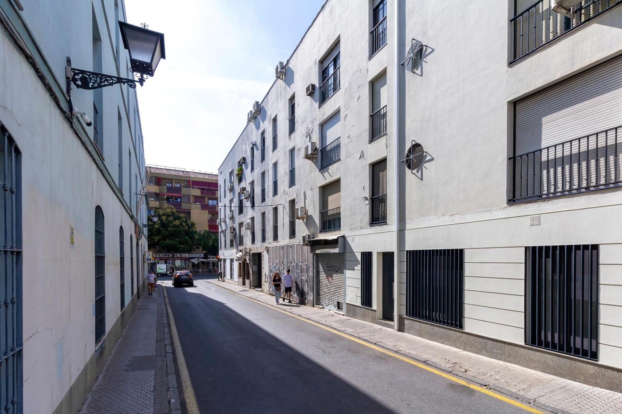 Alohamundi Puerta Osario II Apartment Seville Luaran gambar