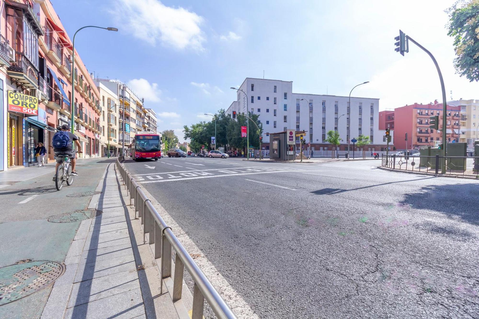 Alohamundi Puerta Osario II Apartment Seville Luaran gambar